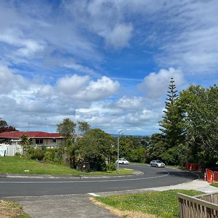 Totara Vale, Free Coffee, Parking And Wifi, Near Glenfield Mall And Highway 18,1 Auckland Exterior photo